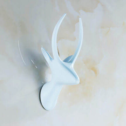 DG-DER-WHT-06  Deer Matt White