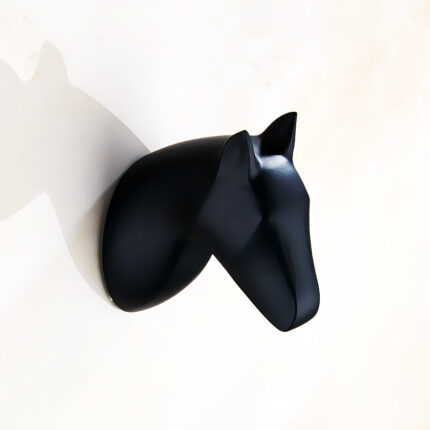 DG-HRS-BLM-03  Horse Matt Black