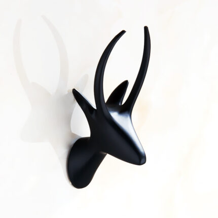 DG-DER-BLM-06  Deer Matt Black